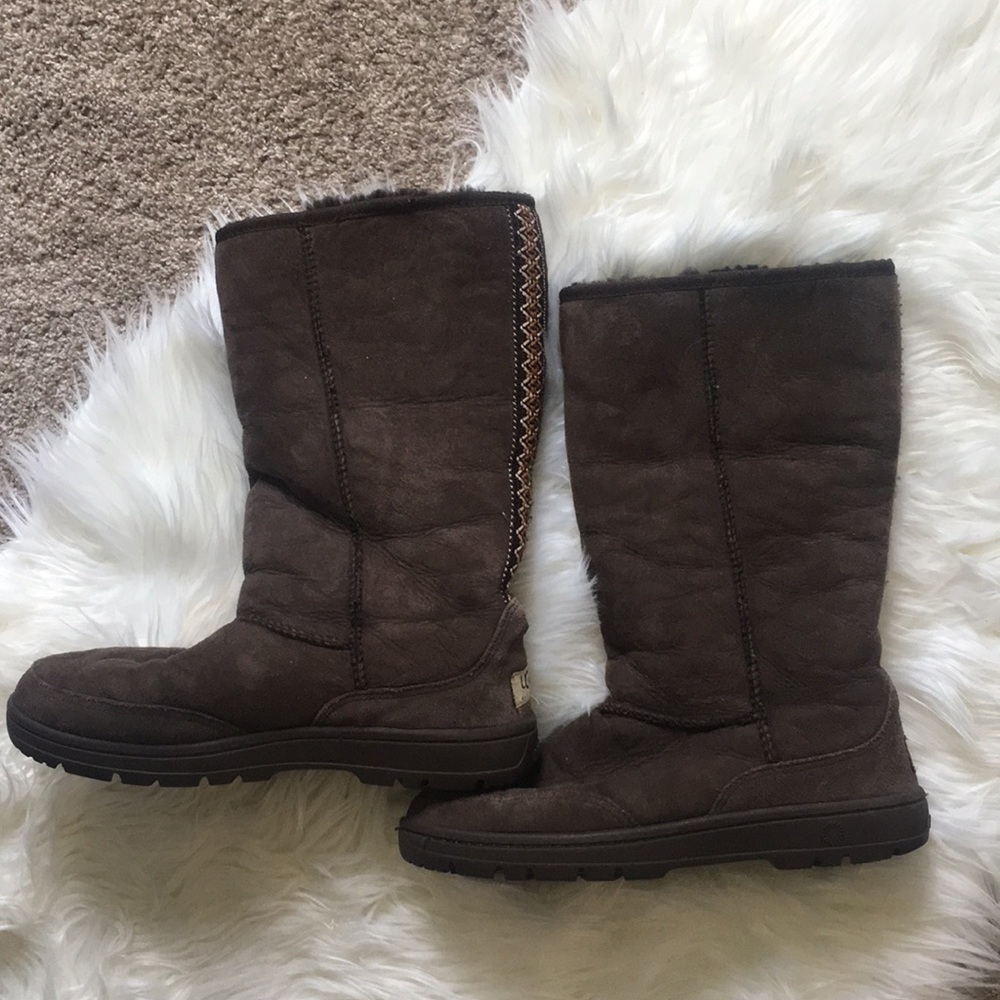 Brown Uggs Size 10